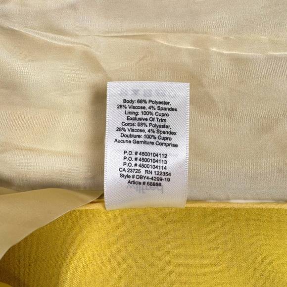 Wilfred (Aritizia) | Margaux Blazer | 00 | Yellow Check Pattern | Double Breast - Picture 12 of 15